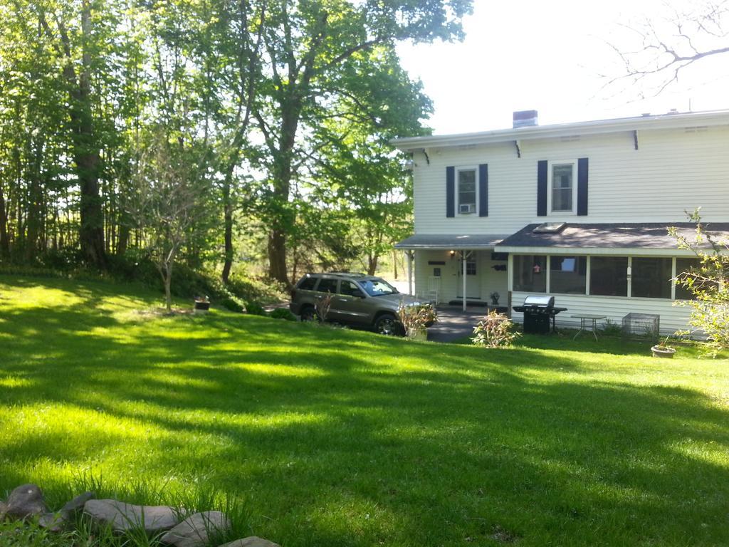 Kountry Living Bed And Breakfast Oneonta Bagian luar foto