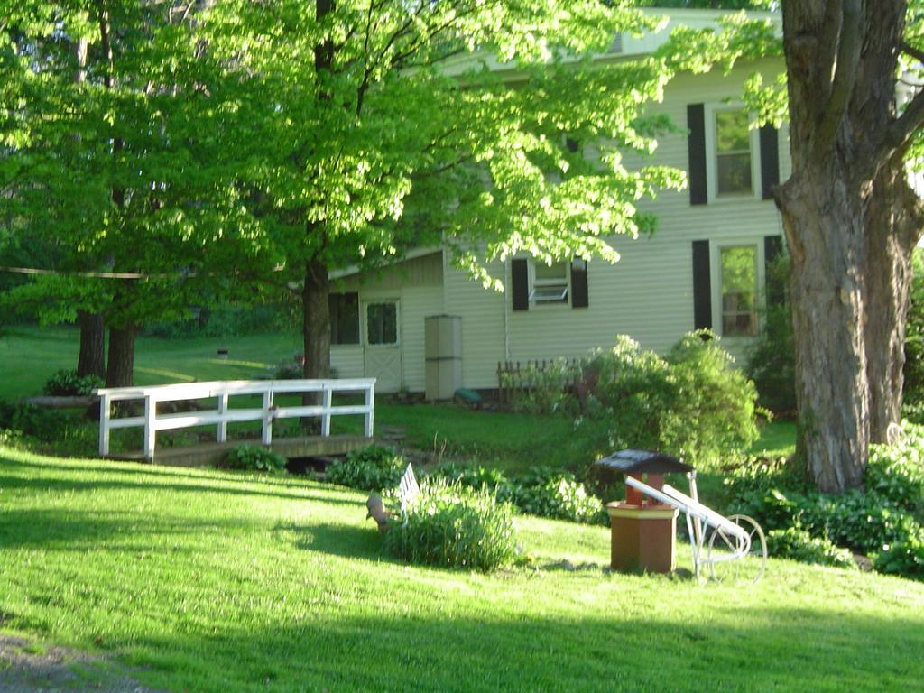 Kountry Living Bed And Breakfast Oneonta Bagian luar foto
