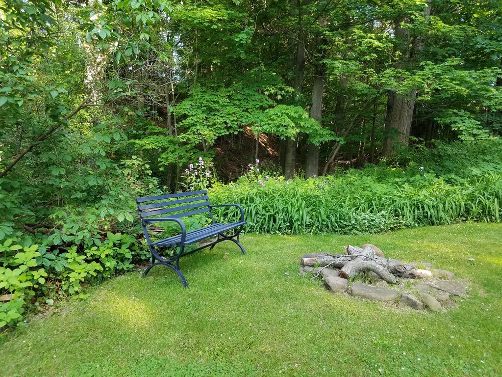 Kountry Living Bed And Breakfast Oneonta Bagian luar foto